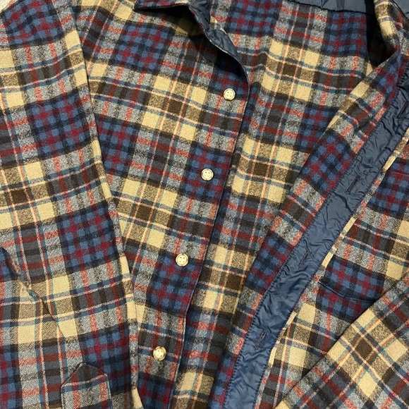 PENDLETON 100% Virgin Wool Button Down Shirt - Picture 4 of 5